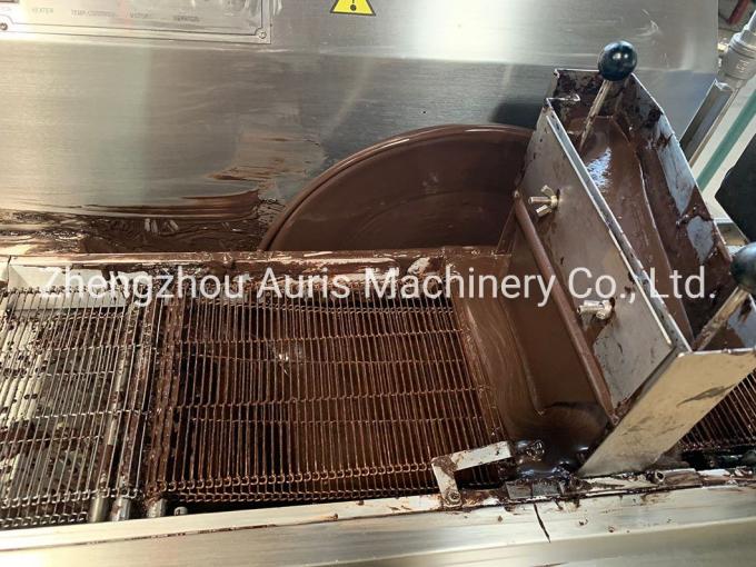 Mesin Tempering Cokelat 10m / Min Enrobing 304ss Chocolate Moulding Machine 7