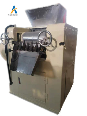 Tiga Roller Triple Roller Grinding Machine Atau Chocolate Grinder Ink Roll Dyeing Machine