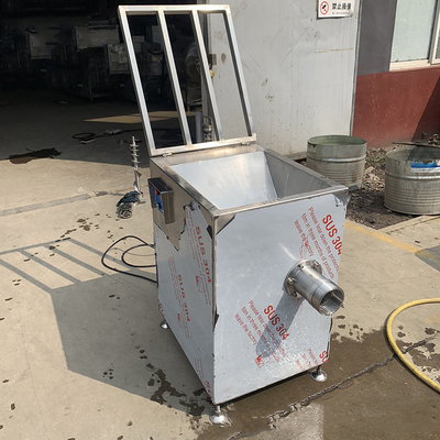 Penggiling Daging Beku Unggas 500kg / H 5.5kw Mixer Penggiling Daging Mincer