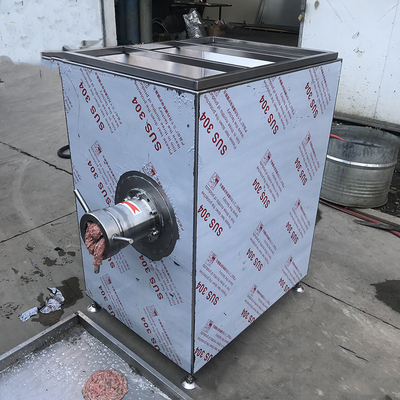 Penggiling Daging Beku Unggas 500kg / H 5.5kw Mixer Penggiling Daging Mincer
