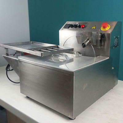 Meja Tempering Mesin Pembuat Cokelat Mesin Peleburan Cokelat